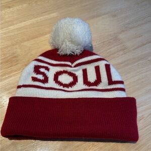 SOUL Knit Pom Beanie